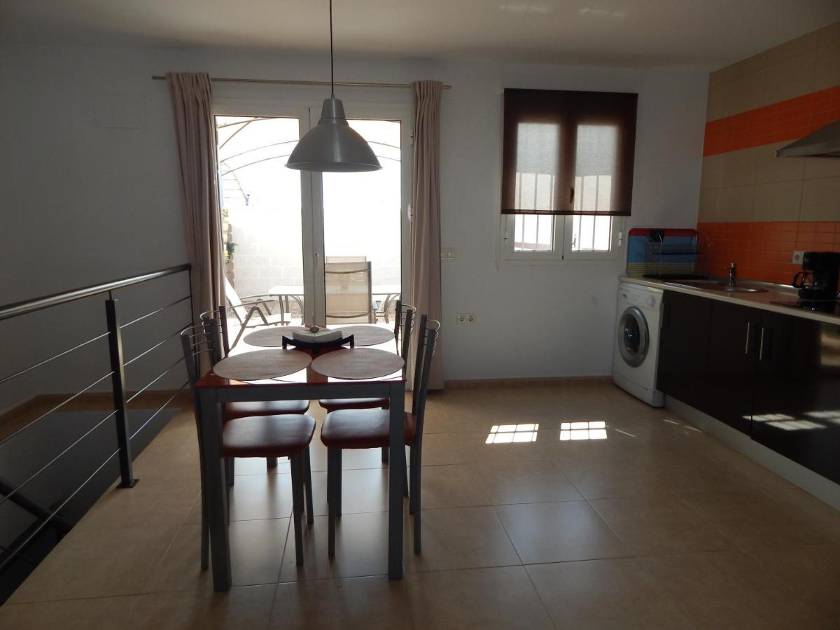 Apartamento Garcia Lorca,Solo Familia Y Parejas Conil De La Frontera Exterior photo